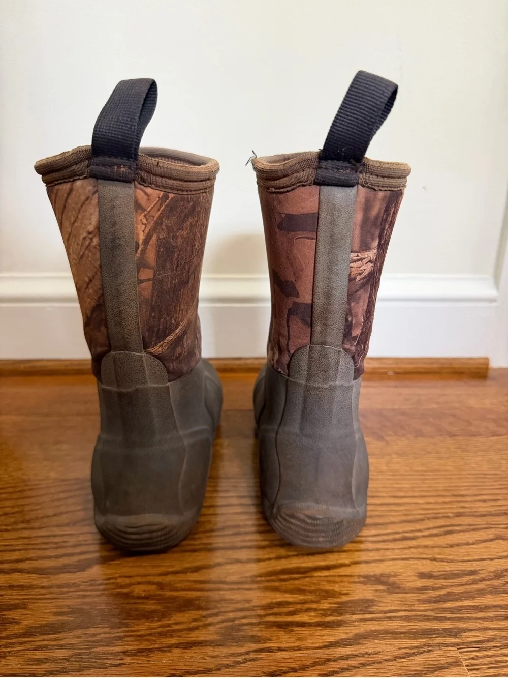Mucks Camo Outdoor Waterproof Fleece Lined Youth Boot Size 5